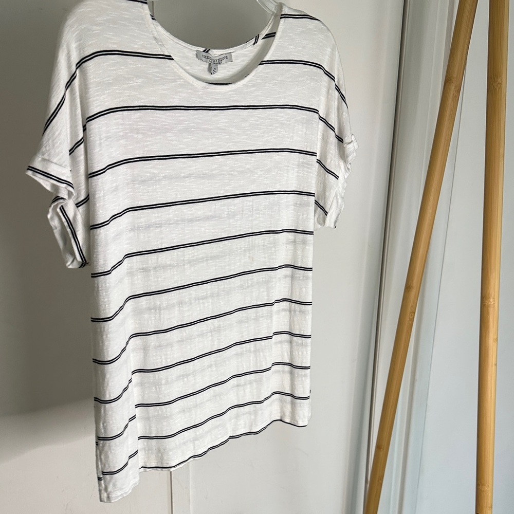 Green Envelope White Short Sleeve Tee with Black Stripes size medium